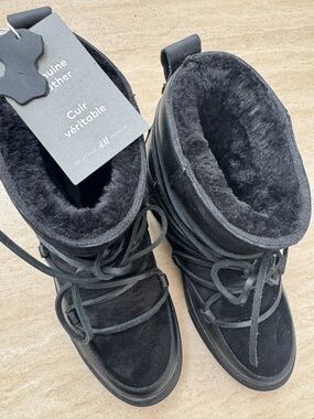 H&M Black Fur-Lined Genuine Leather Boots